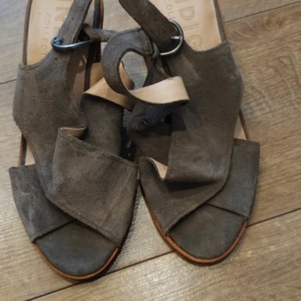 Indigo Women's Sandals - Dark Gray